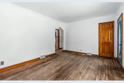 1822 Nevada Avenue E, Saint Paul, MN 55119 - Photo 5