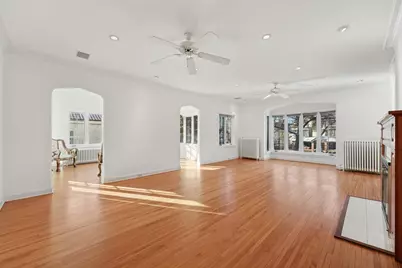 1721 Humboldt Avenue S, Minneapolis, MN 55403 - Photo 9