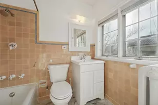 1721 Humboldt Ave S, Minneapolis, MN 55403 - Photo 15