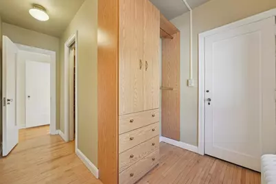 1721 Humboldt Avenue S, Minneapolis, MN 55403 - Photo 19