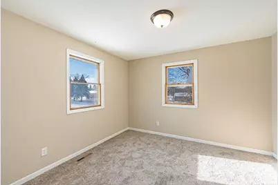 607 Sailor Street N, Blue Earth, MN 56013 - Photo 29