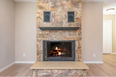 607 Sailor Street N, Blue Earth, MN 56013 - Photo 13