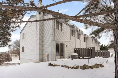 2328 Dorland Court E, Maplewood, MN 55119 - Photo 25
