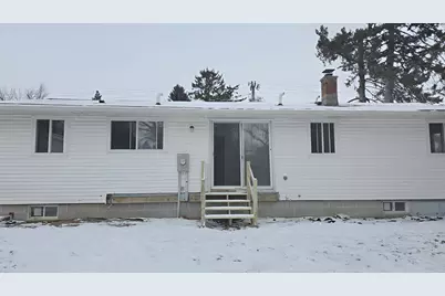 118 E Monroe Avenue, Barron, WI 54812 - Photo 3