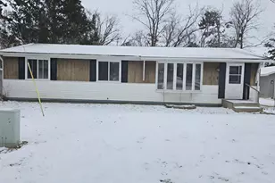 118 E Monroe Ave, Barron, WI 54812 - Photo 1