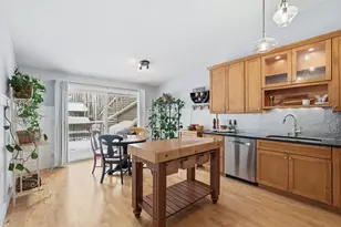 1396 Arden View Dr, Arden Hills, MN 55112 - Photo 9