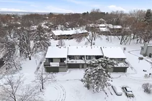 1396 Arden View Dr, Arden Hills, MN 55112 - Photo 29