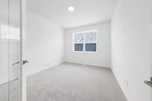 20047 Gabardine Ln, Lakeville, MN 55044 - Photo 19