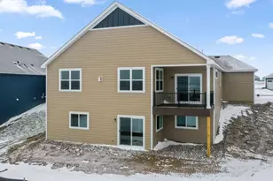 20047 Gabardine Ln, Lakeville, MN 55044 - Photo 3