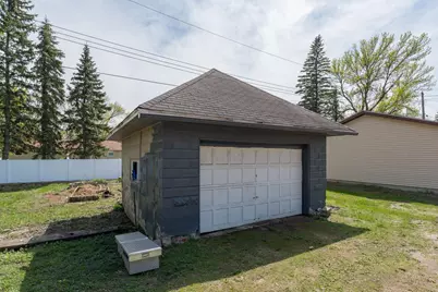 240 Cleveland Avenue W, Winnebago, MN 56098 - Photo 7