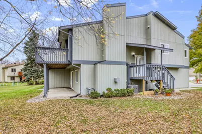 38 Fremont Drive S, Fargo,  58103 - Photo 5