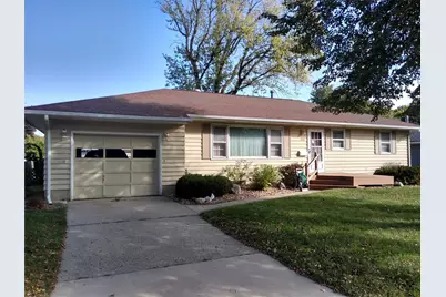 319 Glenn Road, Albert Lea, MN 56007 - Photo 1