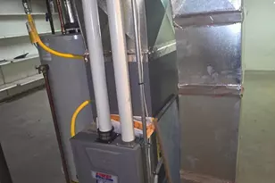 1405 Johnson St, Albert Lea, MN 56007 - Photo 9