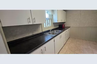 1405 Johnson Street, Albert Lea, MN 56007 - Photo 5