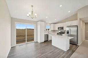 919 Brandenburg Ln, Waverly, MN 55390 - Photo 5