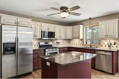 24410 Yerkes Street NE, Linwood Township, MN 55079 - Photo 11