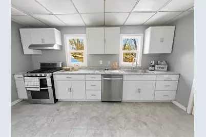 963 3rd Street E, Saint Paul, MN 55106 - Photo 1