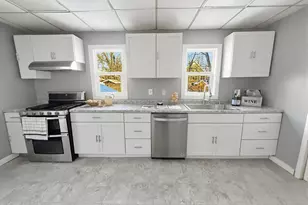 963 3rd St E, Saint Paul, MN 55106 - Photo 1