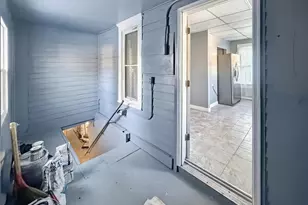 963 3rd St E, Saint Paul, MN 55106 - Photo 27