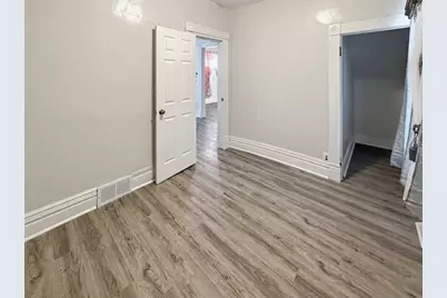 963 3rd Street E, Saint Paul, MN 55106 - Photo 11