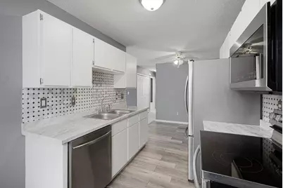 6608 83 Court N, Brooklyn Park, MN 55445 - Photo 9