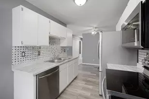 6608 83 Ct N, Brooklyn Park, MN 55445 - Photo 9