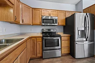 1059 Honeysuckle Ln SE, Cambridge, MN 55008 - Photo 9