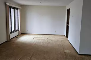 7607 Harold Ave, Golden Valley, MN 55427 - Photo 5