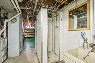 711 Grandview Ave W, Roseville, MN 55113 - Photo 23