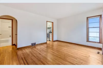 5449 42nd Avenue S, Minneapolis, MN 55417 - Photo 3