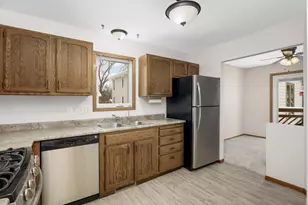 3558 Pilgrim Ln N, Plymouth, MN 55441 - Photo 13