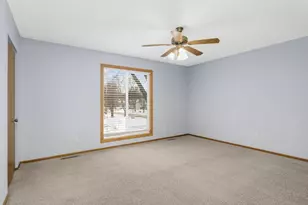 3558 Pilgrim Ln N, Plymouth, MN 55441 - Photo 15