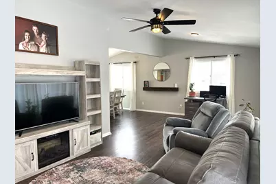 3702 W Amber Lake Drive, Fairmont, MN 56031 - Photo 3