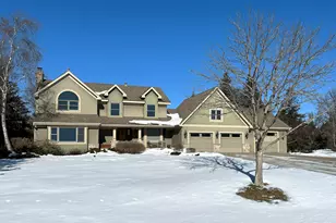 11 Donbush Rd, North Oaks, MN 55127 - Photo 1