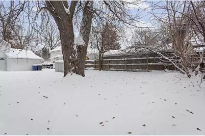 180 Wyoming Street E, Saint Paul, MN 55107 - Photo 3