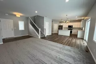 977 45th Ave NE, Saint Cloud, MN 56304 - Photo 3