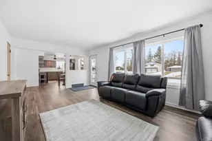 1155 Rossman Ave, Detroit Lakes, MN 56501 - Photo 5