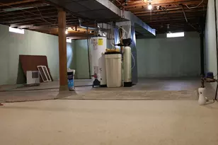 905 16th St SW, Austin, MN 55912 - Photo 17