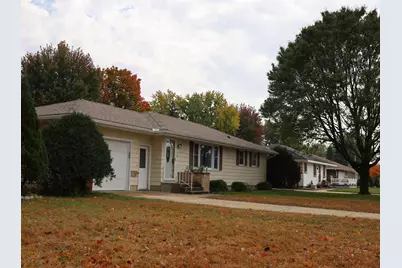 905 16th Street SW, Austin, MN 55912 - Photo 3