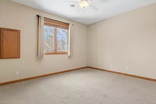 4185 Centerville Rd, Vadnais Heights, MN 55127 - Photo 23