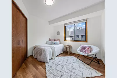 4526 Quantico Lane N, Plymouth, MN 55446 - Photo 7