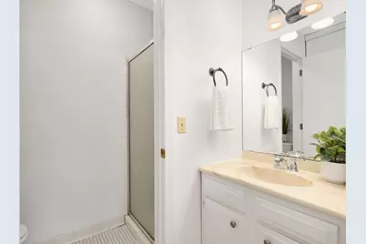 8944 Neill Lake Road #142B, Eden Prairie, MN 55347 - Photo 15