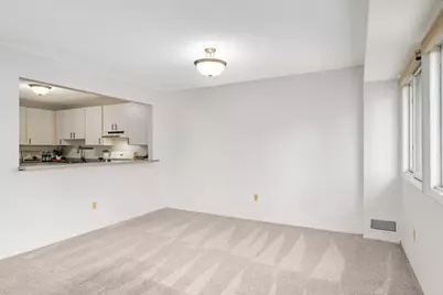 8944 Neill Lake Road #142B, Eden Prairie, MN 55347 - Photo 5