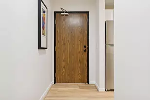 4009 Heritage Hills Dr, Bloomington, MN 55437 - Photo 3