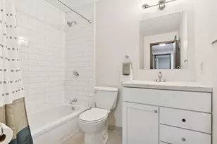 4009 Heritage Hills Dr, Bloomington, MN 55437 - Photo 21