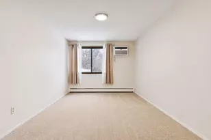 4009 Heritage Hills Dr, Bloomington, MN 55437 - Photo 13