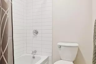 4009 Heritage Hills Dr, Bloomington, MN 55437 - Photo 17