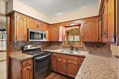 3221 Ensign Avenue N, New Hope, MN 55427 - Photo 7