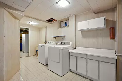 3221 Ensign Avenue N, New Hope, MN 55427 - Photo 27