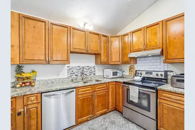 8117 Irving Avenue N, Brooklyn Park, MN 55444 - Photo 17